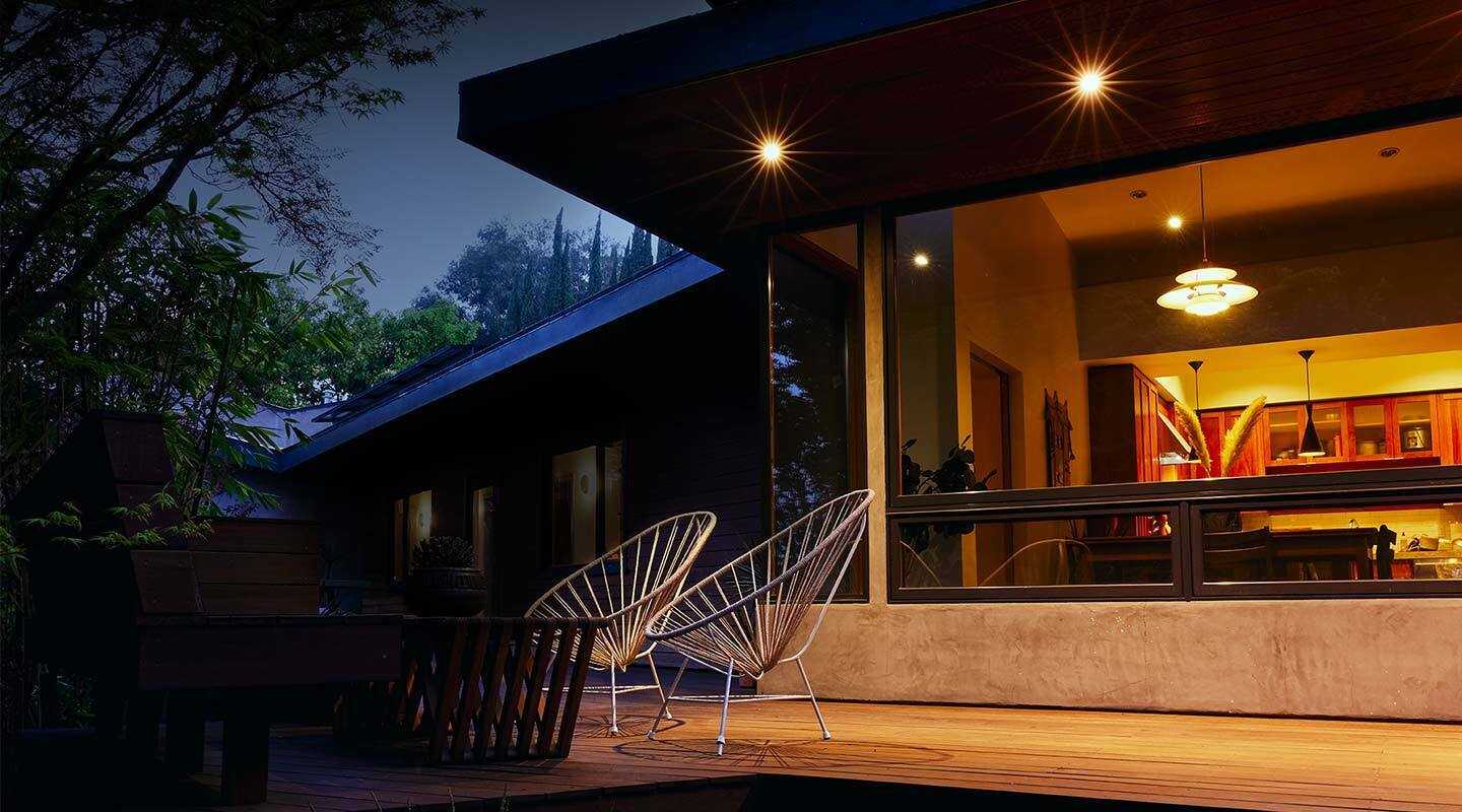 <p>Dont just build.</p><p>Build with&nbsp;</p><p>confidence.</p>